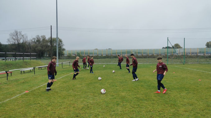 24.10.20 Piast Karnin - WARTA II